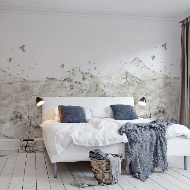 Tapet designeri cu motiv montan in living modern
