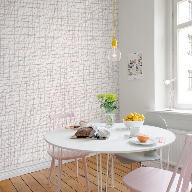 Tapet cu design minimalist de linii subțiri roz și gri pe un fundal alb