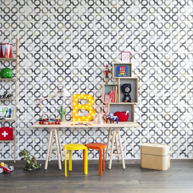 Tapet cu model geometric gri, cu forme repetitive