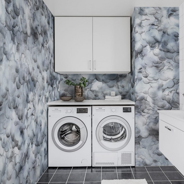 Tapet Storm Brewing cu design abstract de nori gri