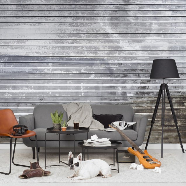 Tapet 3D Rusty Shutter cu design realist al obloanelor ruginite. Perfect pentru living, dormitor sau birou.