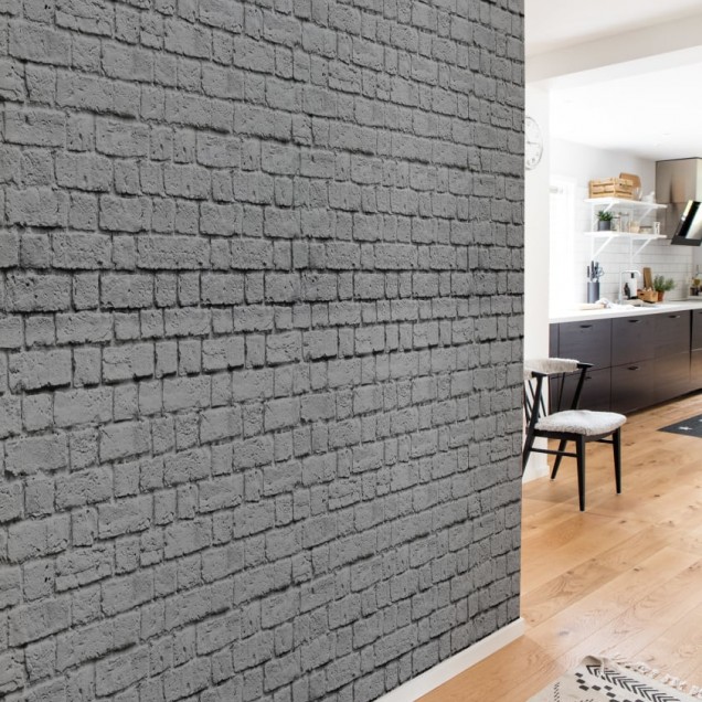 Tapet cu aspect de cărămidă gri în design industrial modern, perfect pentru bucătării, dormitoare, săli de mese sau holuri.