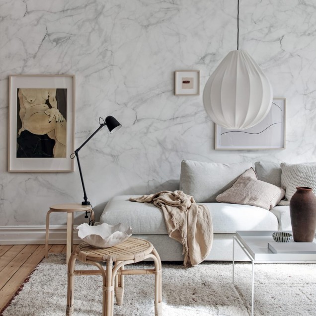 Tapet  cu design marmura, perfect pentru a crea o atmosfera eleganta si rafinata in bucatarie.