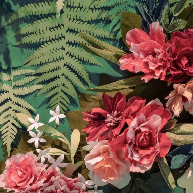 Tapet cu flori Unfading Flowers - model floral cu frunze verzi