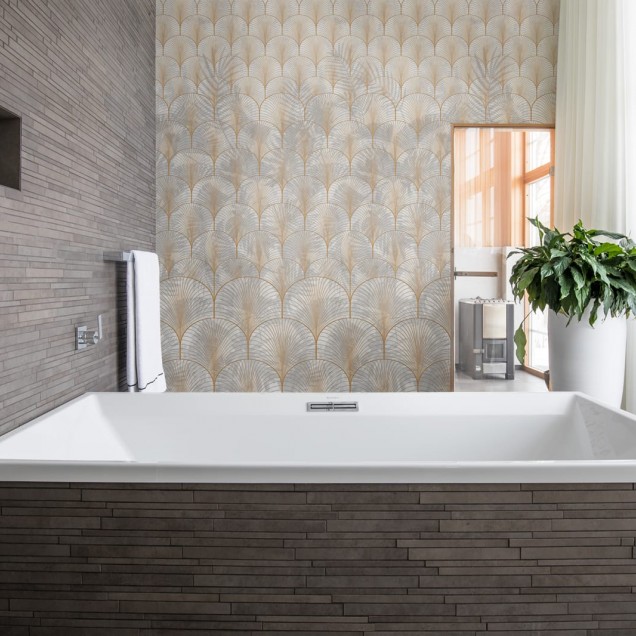 Tapet modern cu design geometric, inspirat din stilul Art Deco, cu o textura fina si o combinatie de culori neutre.