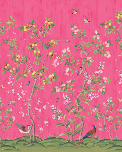 Tapet cu model floral chinoiserie, de culoare fucsia.