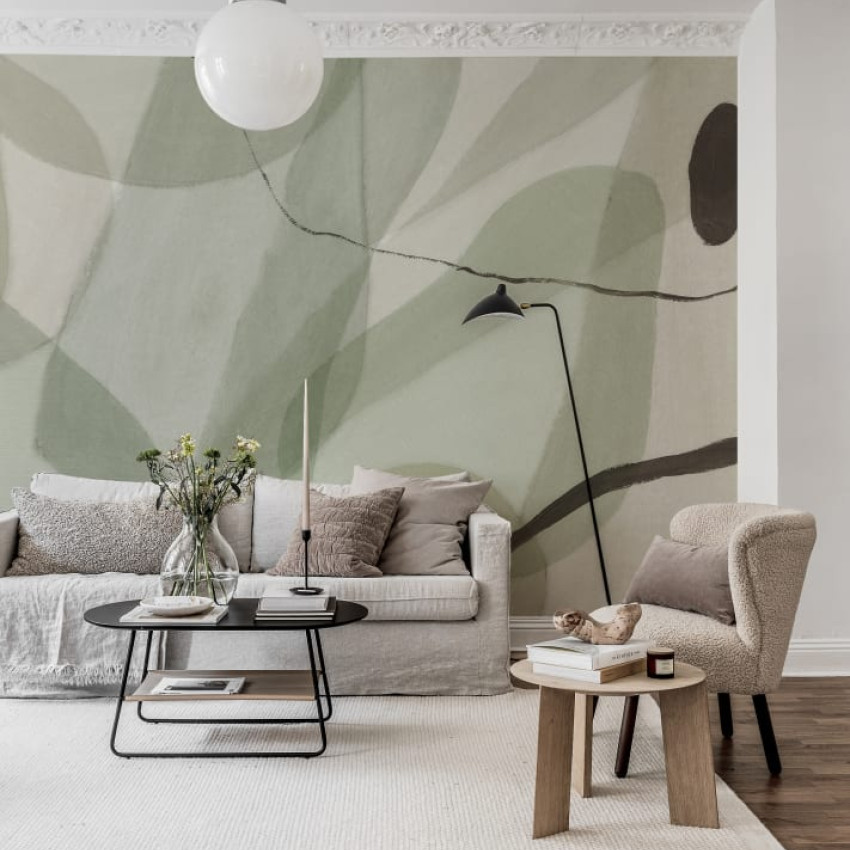 Fototapet abstract roz prăfuit cu canapea portocalie într-un living modern