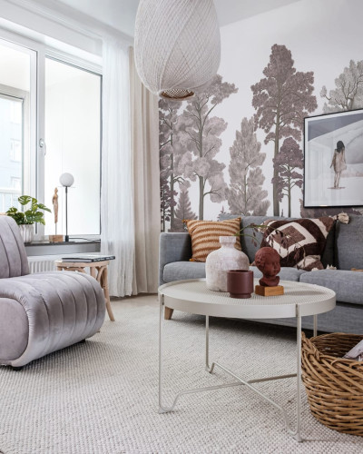 Tapet cu peisaj scandinav într-un living modern