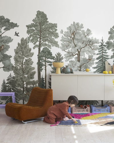 Tapet 3D cu design scandinav, ce prezintă un peisaj forestier cu copaci înalți și animale drăguțe.