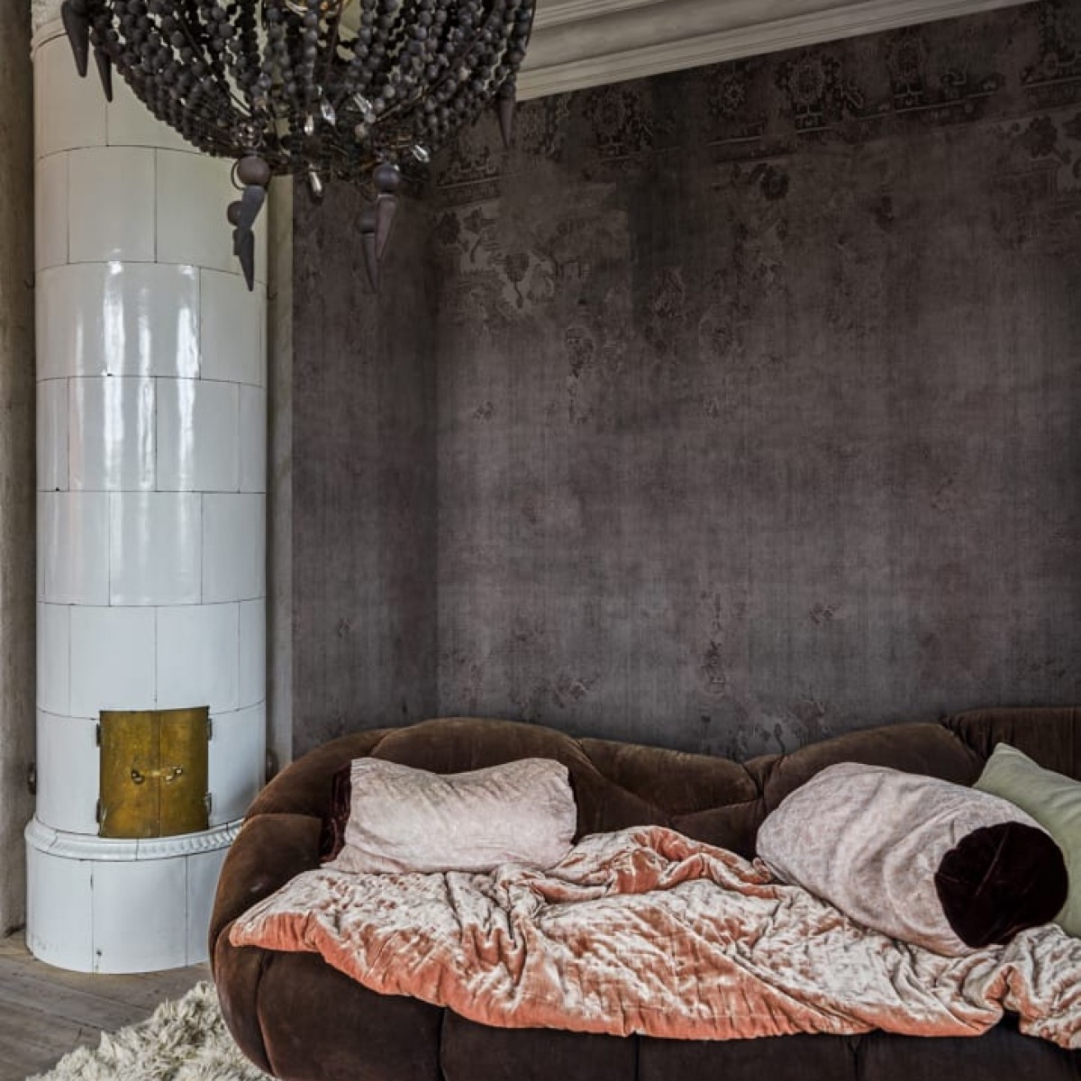 Fototapet Rebel Walls RBW-R17771. Conține culorile: Gri, Gri Quartz, Maro, Maro-Negru, Gri, Gri Platină