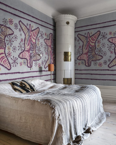 Tapet modern cu Zebra Skin, Candy. Un design vibrant și grafic, perfect pentru a da o notă de eleganță oricărei încăperi.
