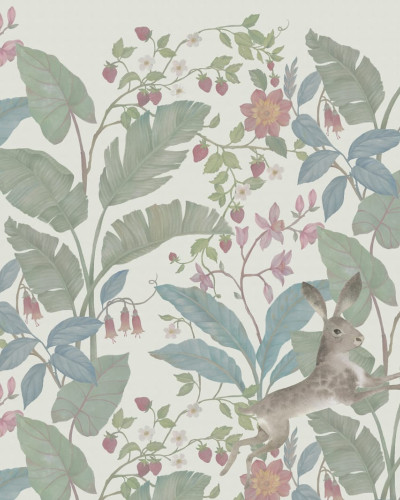 Strawberry Field, Ivory tapet cu flori delicate in nuante de verde si roz.