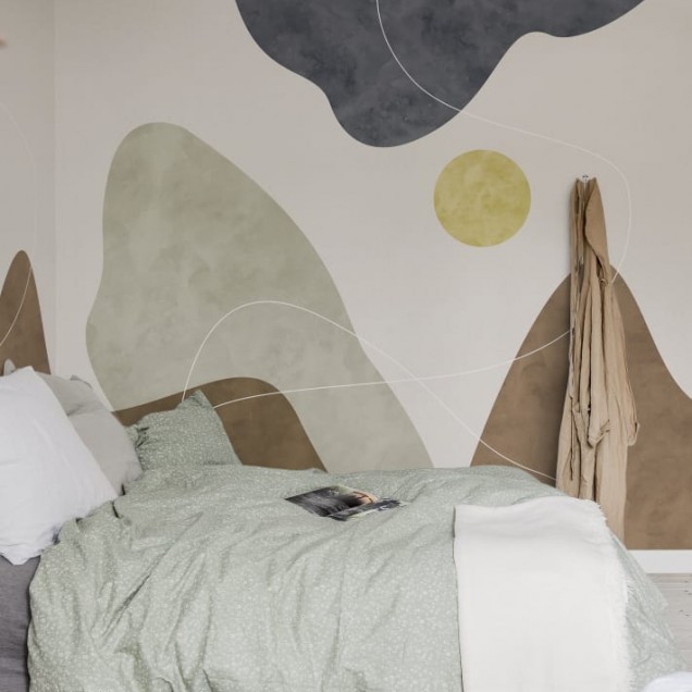 Tapet modern cu forme organice și culori naturale, perfect pentru living, dormitor sau birou.