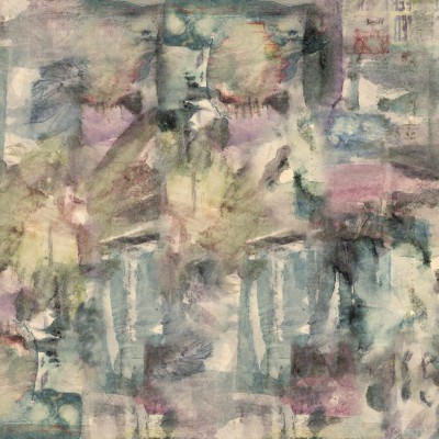 Tapet abstract cu forme organice și tonuri calde de verde și gri.