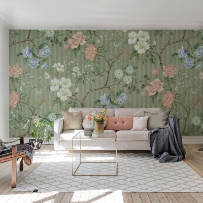 Rose Stripe, Green tapet floral cu dungi subtile și flori delicate, design elegant și romantic pentru living, dormitor sau bucătărie.