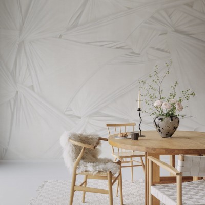Tapet Silk Shadows White, cu un design texturat subtil, în nuanțe de alb.