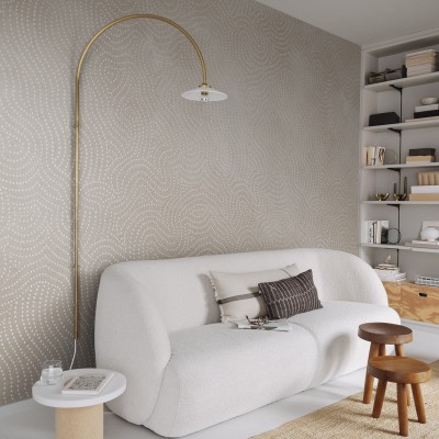 Tapet bej cu model delicat de puncte albe într-un living modern