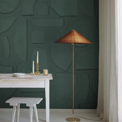 Tapet cu design geometric modern, în nuanțe de verde smarald. Clay Figures este o alegere excelentă pentru a transforma instantaneu aspectul oricărei camere, adăugând un plus de personalitate.