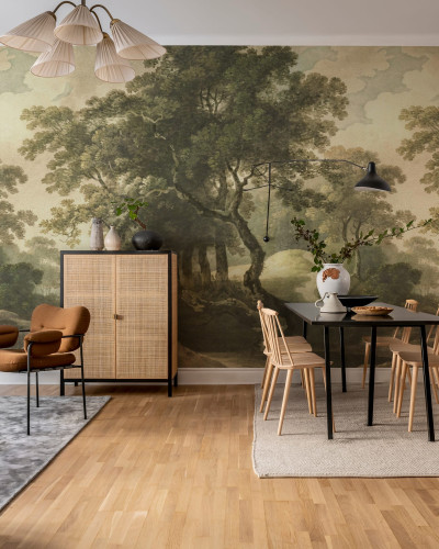 Tapet cu design clasic The Vintage Grove, Green cu copaci si cer senin, perfect pentru un look relaxant si elegant