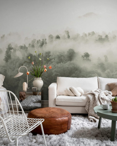 Tapet cu design Misty Woodland, Light Green, care infatiseaza un peisaj de padure cu ceata.