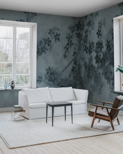 Tapet cu flori delicate in nuante de albastru, ideal pentru a decora livingul, dormitorul sau biroul