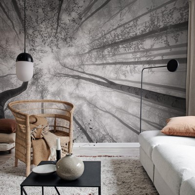 Tapet cu design modern, inspirat din natura. Imaginea prezinta o padure linistita cu copaci inalti ce se intind spre cer.