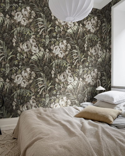 Tapet floral Dazzling Foliage, Sand, cu flori delicate si fundal texturat, in dormitor