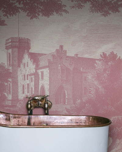 Tapet Swan Pond, Dusty Pink, cu un design delicat inspirat din natura, perfect pentru a crea un ambient relaxant si primitor.