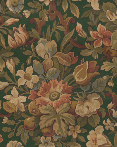 Tapet floral vintage în nuanțe de verde, cu flori mari și bogate, pe un perete într-o cameră cu mobilier vintage.