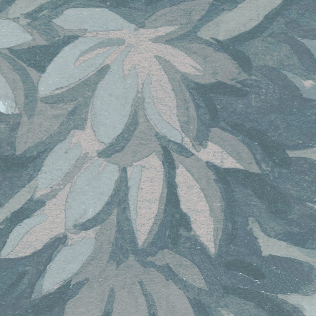 Tapet floral albastru deschis The Path, Lightblue, cu un design elegant și delicat, care aduce o notă de naturalețe în orice cameră.