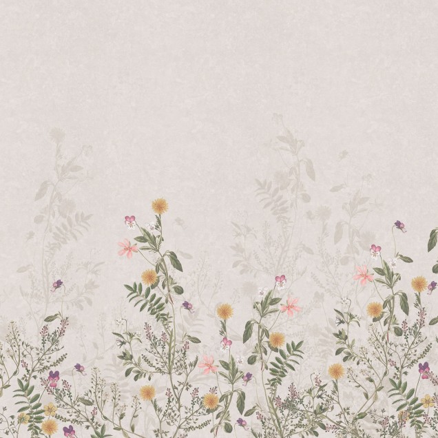 Tapet Stormy Meadow, Sand cu model floral delicat de flori sălbatice pe fond neutru.