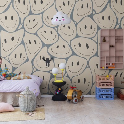 Tapet cu zâmbete Happy Rebel Peach - un design unic cu zâmbete mari, perfect pentru a înveseli orice cameră.