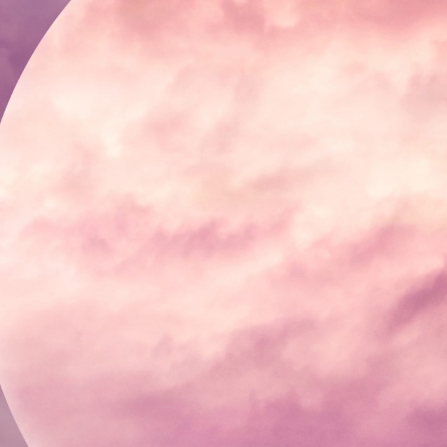 Pink Moon tapet pentru dormitor cu cerul senin în nuanțe pastelate de roz și alb