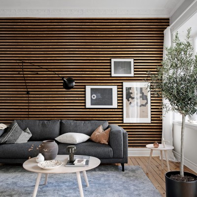 Tapet cu aspect de lemn, Rib Wood Horizontal, in decorul unui living.