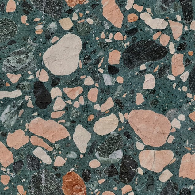 Tapet Terazzo Bold, cu design marmură verde, cu nuanțe de roz și gri, într-un living modern.