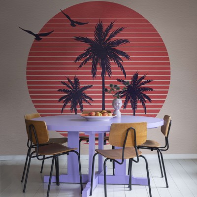 Palms Soft Pink, , cu design minimalist, cu palmieri siluetați pe un fundal de apus de soare cu dungi în tonuri de roz pal.