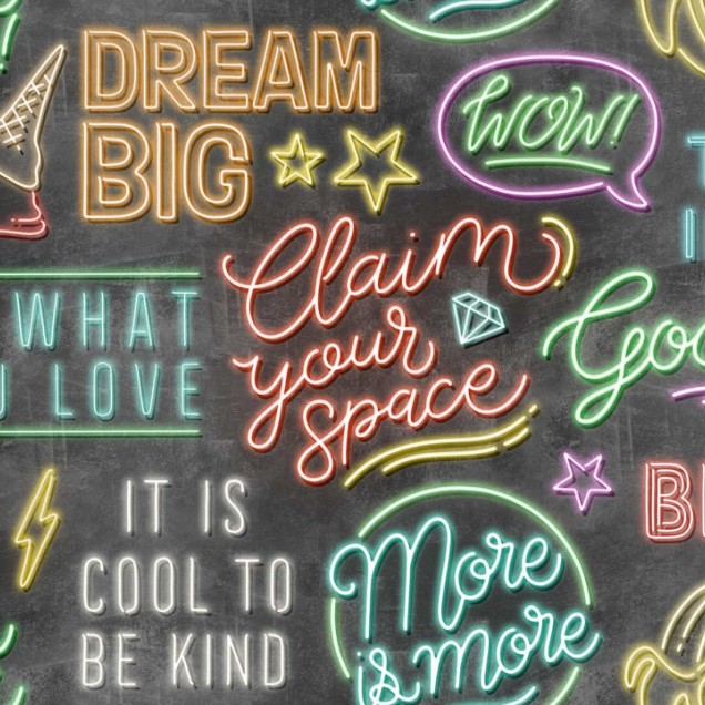 Tapet cu un design vibrant, cu un imprimeu cu litere neon colorate pe un fundal gri.