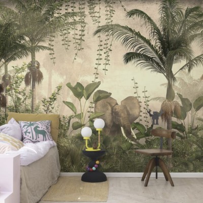 Tapet cu design exotic al naturii tropicale, cu palmieri, plante tropicale si animale salbatice.