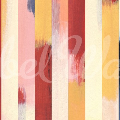 Imagine cu tapet Paint Stripes Multi, cu dungi pictate în culori vibrante, aplicat pe un perete al unei camere.