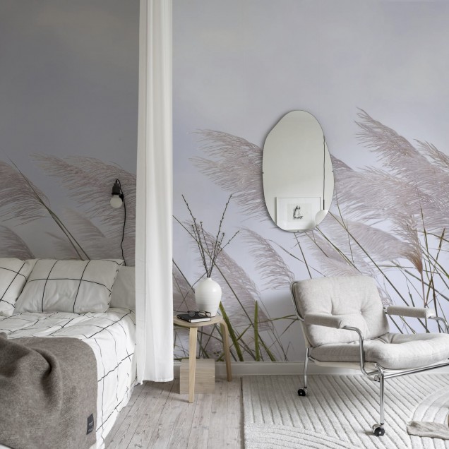 Tapet cu design minimalist care prezintă paiele delicate, care se mișcă ușor în bătaia vântului.