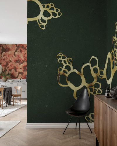 Tapet abstract cu forme aurii pe un fundal verde închis