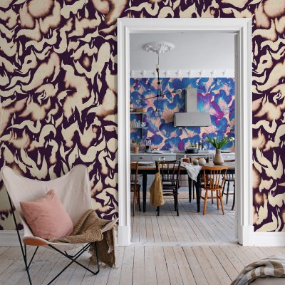 Tapet cu design abstract, nuanțe de roz prafuit și violet, decorare living