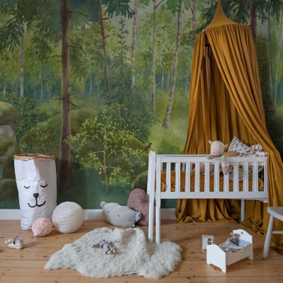 Tapet cu design de pădure, cu culori pastelate și detalii delicate, perfect pentru dormitoare, camere de copii și livinguri