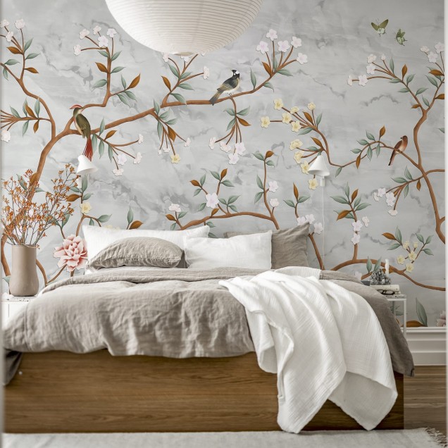 Sweet Blossoms, un decor de perete floral cu ramuri elegante si flori delicate, creeaza o atmosfera calma si relaxanta.
