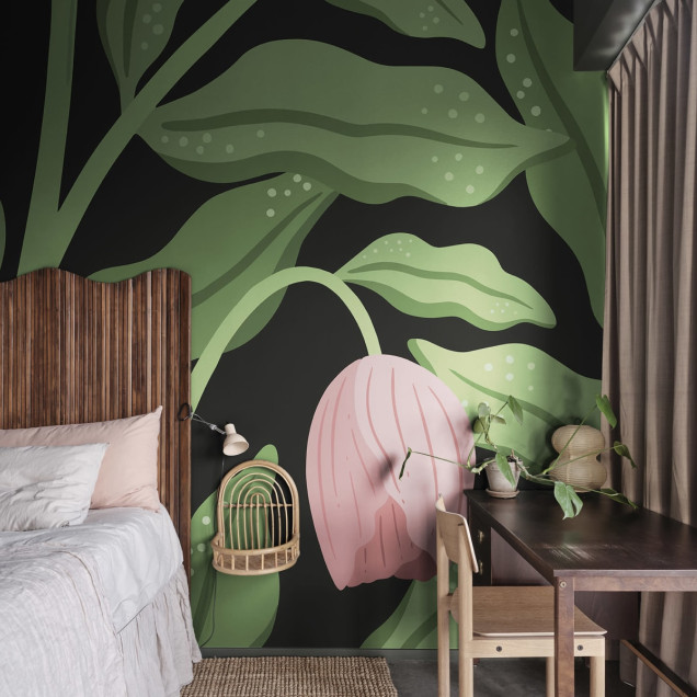 Tapet floral modern cu flori roz pudrat pe fundal negru