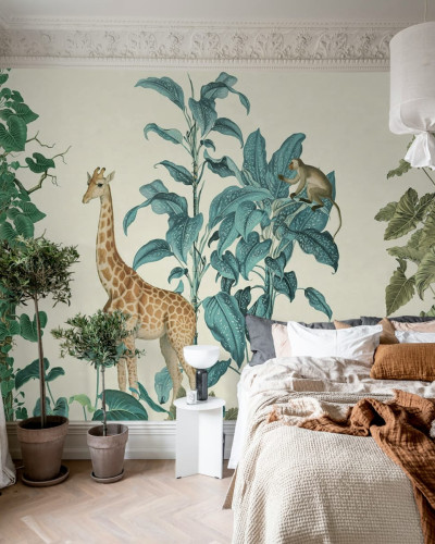 Tapet cu girafa, maimuțe și plante tropicale, ideal pentru dormitor sau living