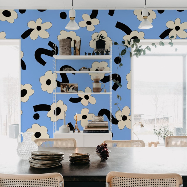 Wallpaper Dancing Flowers, Blue, cu flori albe pe un fundal albastru, ideal pentru decorarea unui dormitor sau a unui living