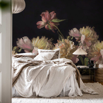 Tapet cu flori de bujor roz, cu un design vintage. Se potriveste perfect pentru dormitoare, livinguri sau camere de zi.