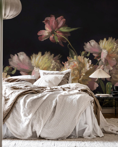 Tapet cu flori de bujor roz, cu un design vintage. Se potriveste perfect pentru dormitoare, livinguri sau camere de zi.