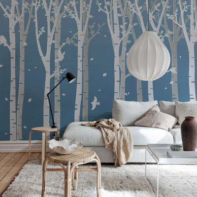 Tapet cu un design modern de pădure cu păsări, pe un fundal albastru.